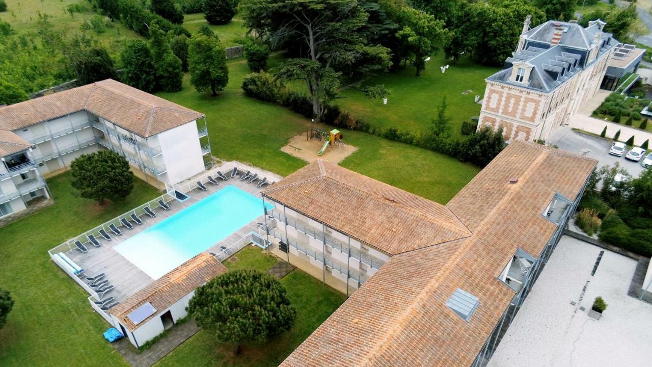 Vacanceole - Le Domaine Du Chateau - La Rochelle / Ile De Re Лагор Екстериор снимка
